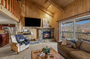 Large Deck Fireplace Hot Tubs- Walk To Mtn
